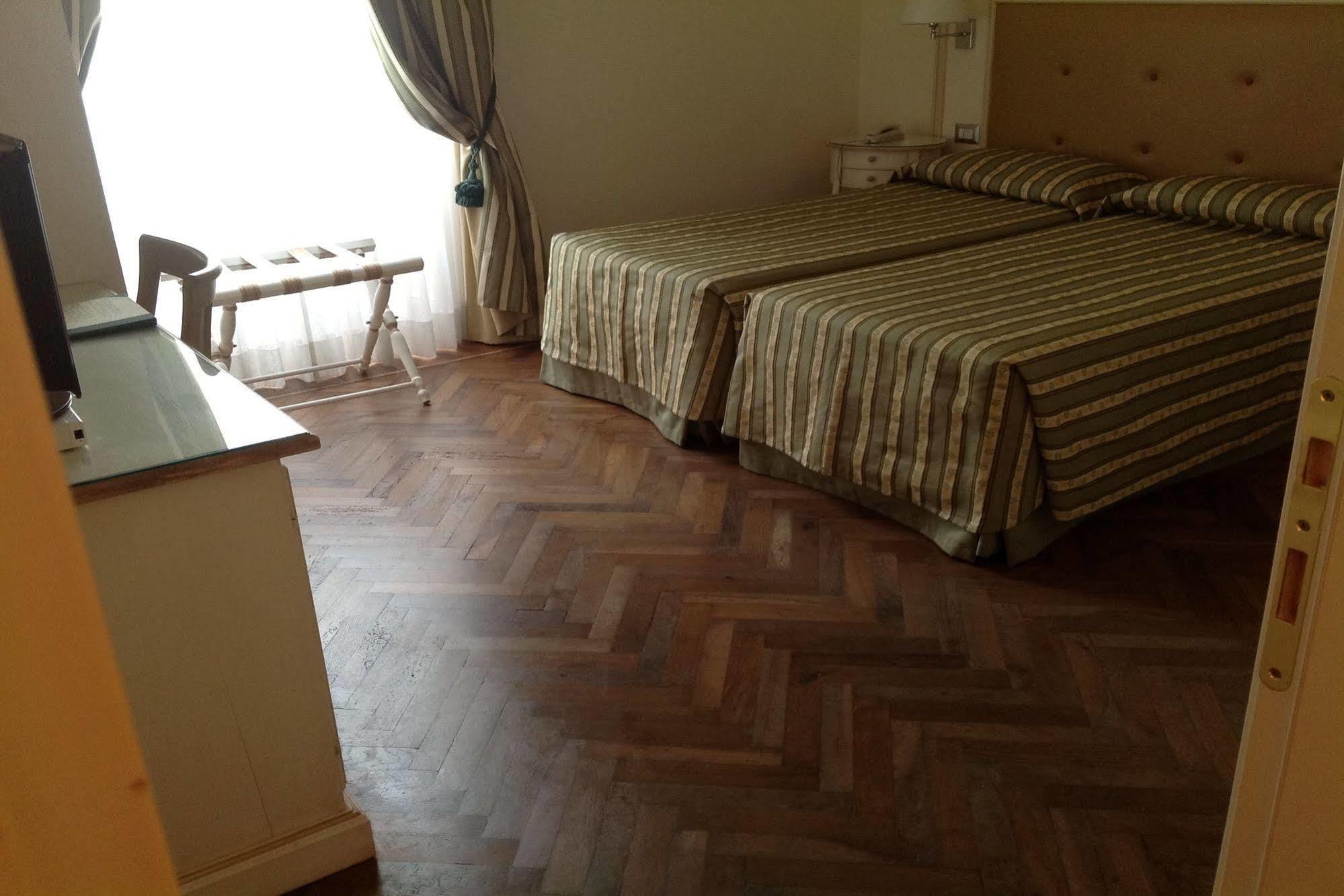 Hotel Dei Macchiaioli Флоренция Экстерьер фото