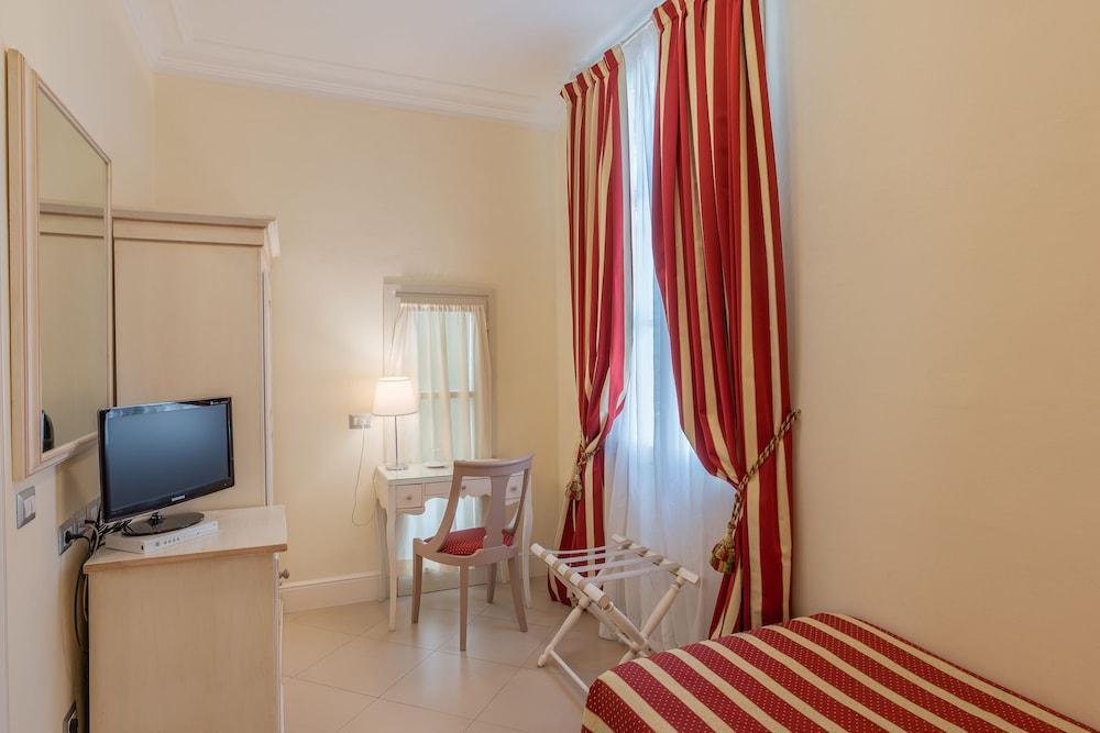 Hotel Dei Macchiaioli Флоренция Экстерьер фото